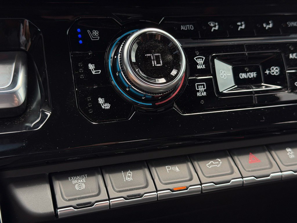 2026 GMC Sierra 2500HD AT4 - Photo 43