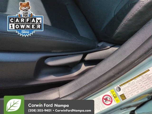Used 2022 Beige Toyota XLE AWD-e image 12