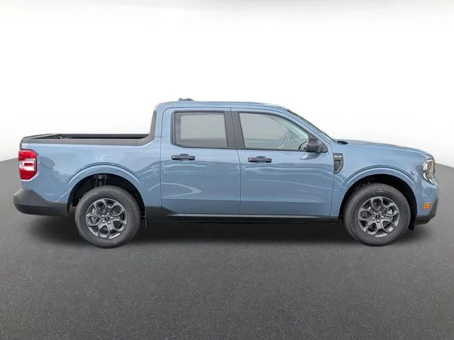 New 2026 Azure Gray Metallic Tri-Coat Ford XLT image 2