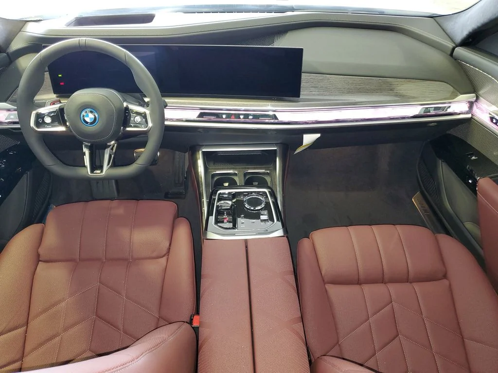 New 2026 Alpine White BMW eDrive50 image 12