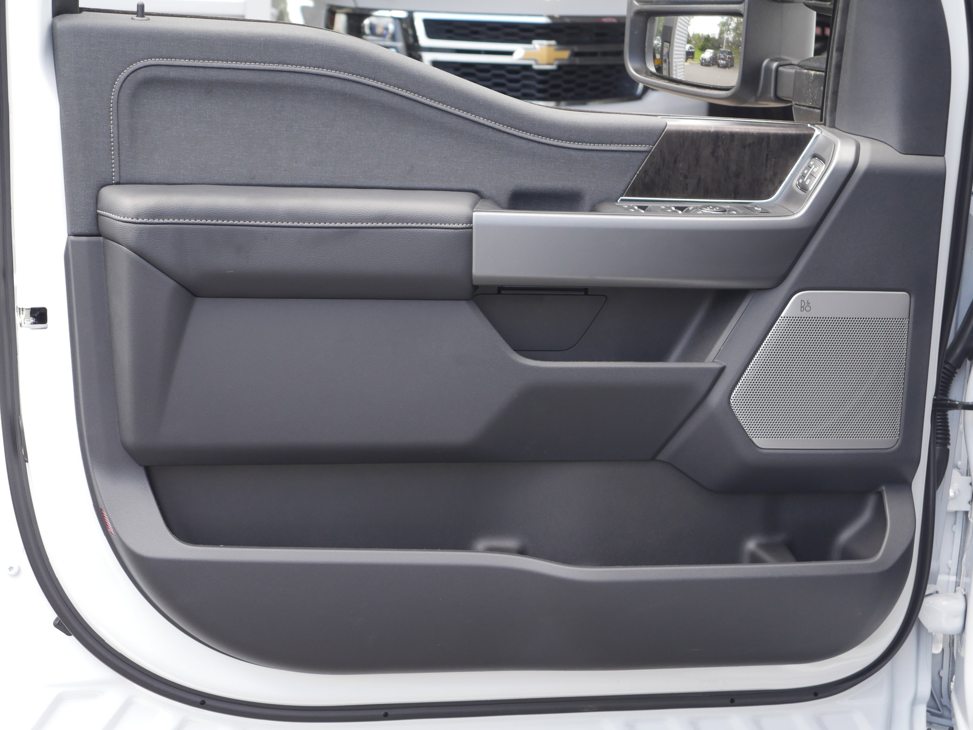 New 2026 Oxford White Ford F-350® Lariat® image 41