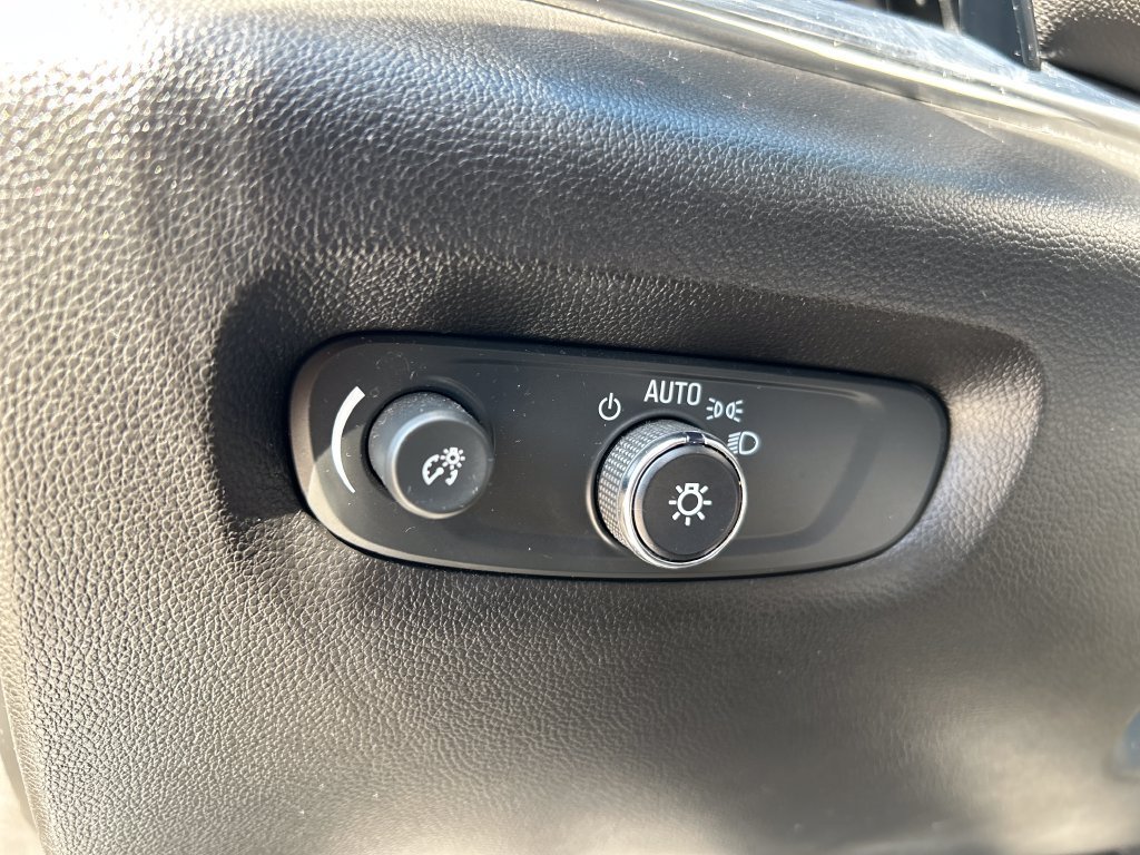 2023 Chevrolet Traverse 1LT - Photo 22