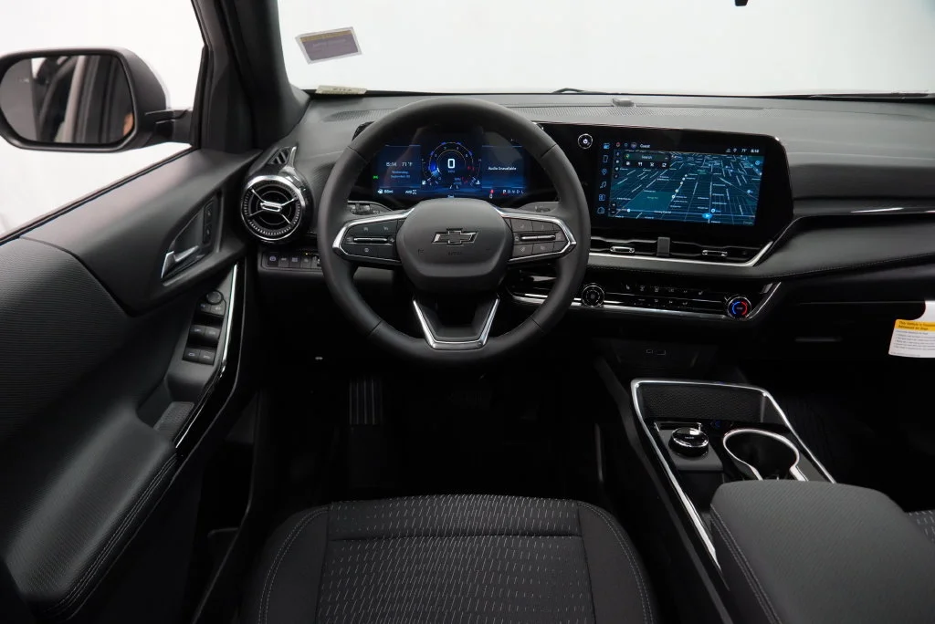 New 2027 Mosaic Black Metallic Chevrolet LT image 13
