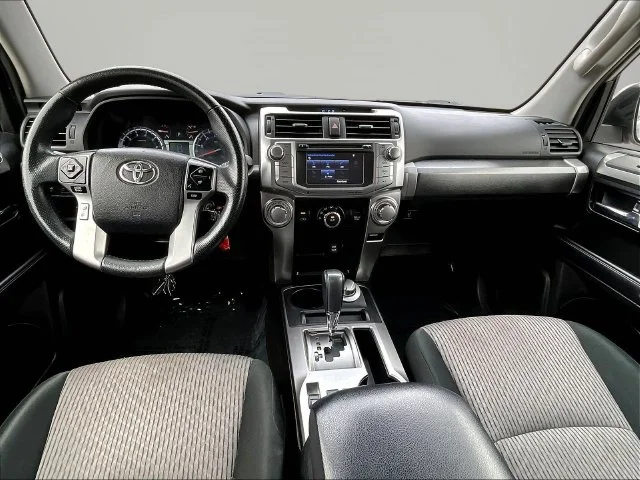 Used 2019 Silver Toyota SR5 image 7