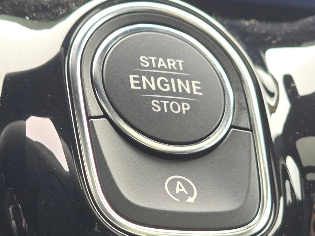 New 2026 Mountain Grey Metallic Mercedes-Benz GLA 250 image 36