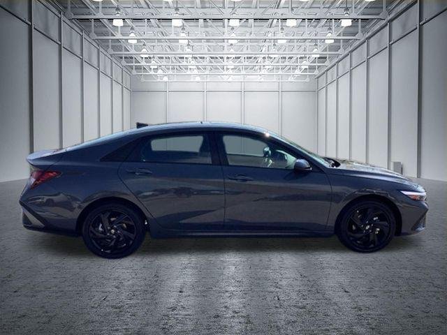 New 2026 Gray Hyundai SEL Sport image 6
