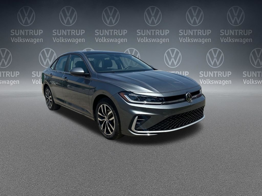 Used 2025 Gray Volkswagen 1.5T SE image 41