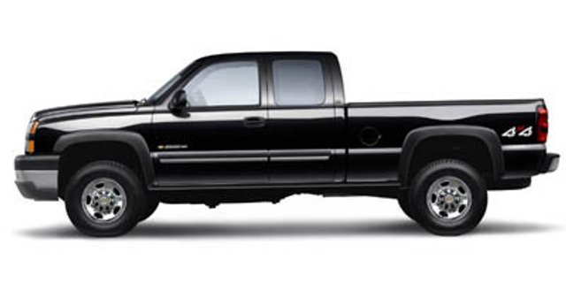 2005 Chevrolet Silverado 2500HD LS