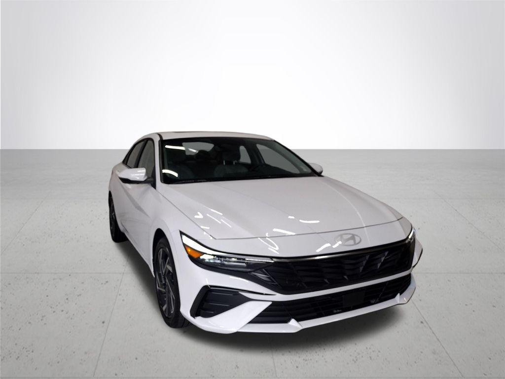 New 2026 White Hyundai Limited image 4
