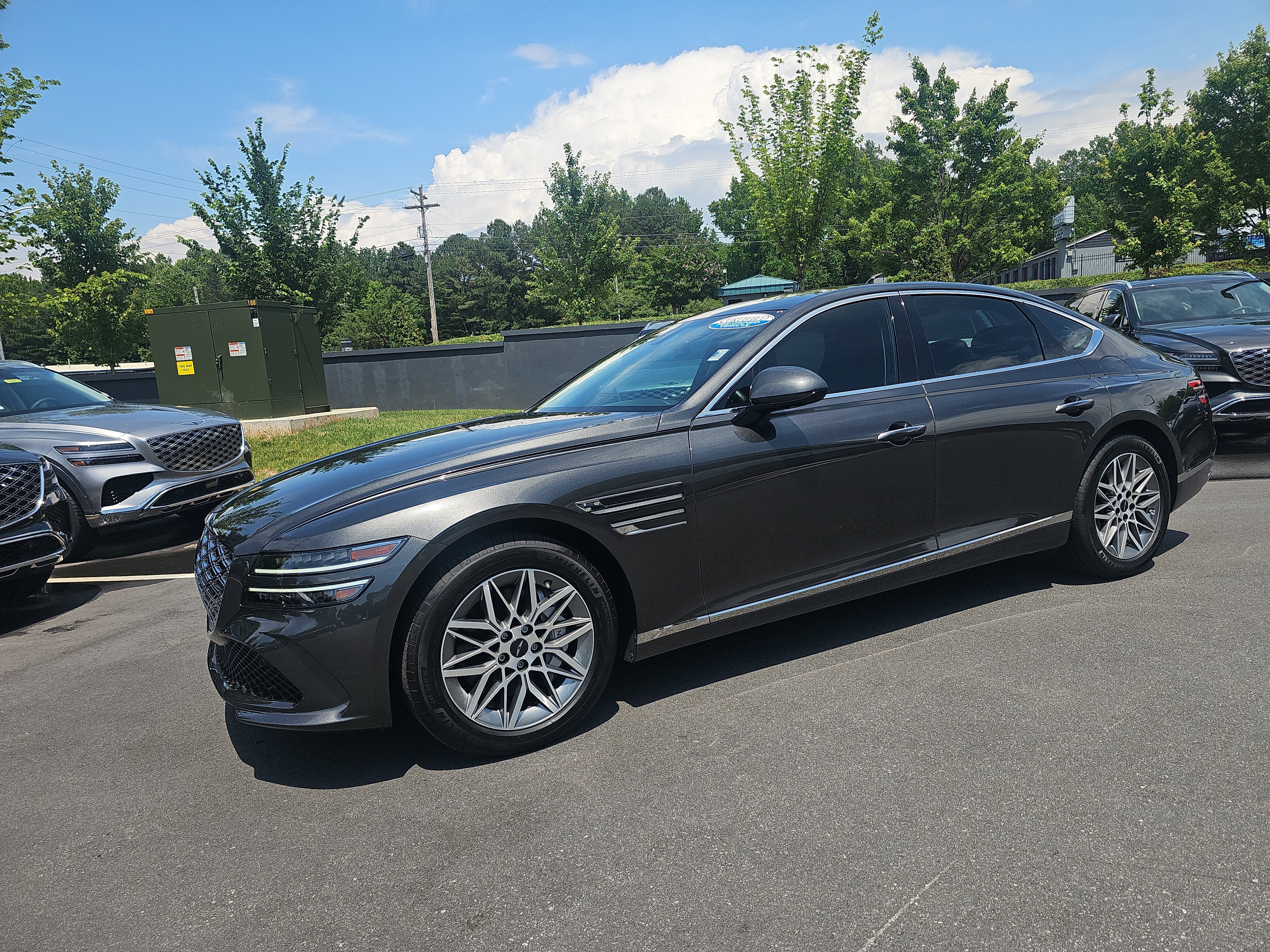 2025 Genesis G80 2.5T AWD's photo
