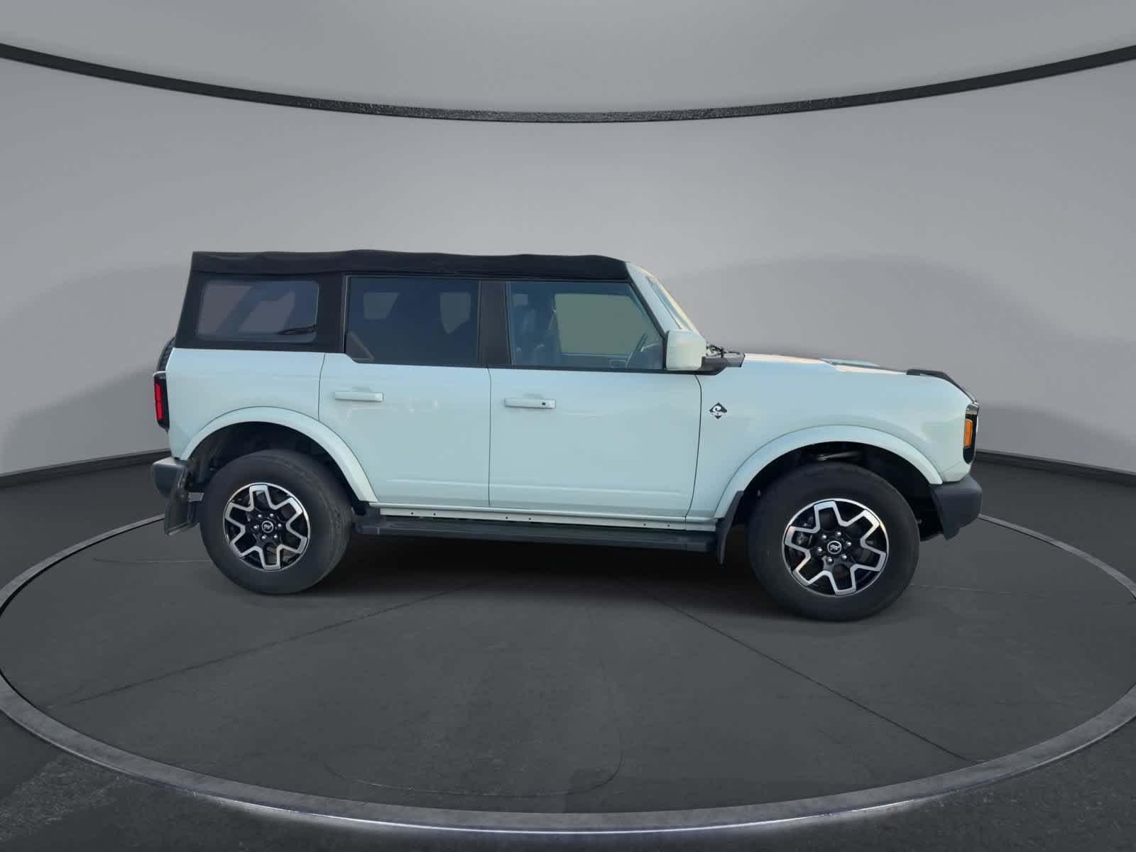 Certified Used 2022 Cactus Gray Ford Outer Banks image 9