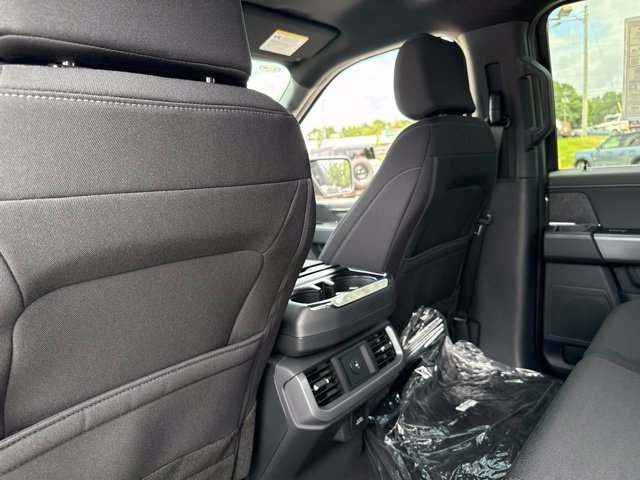 New 2026 Carbonized Gray Metallic Ford XLT image 17