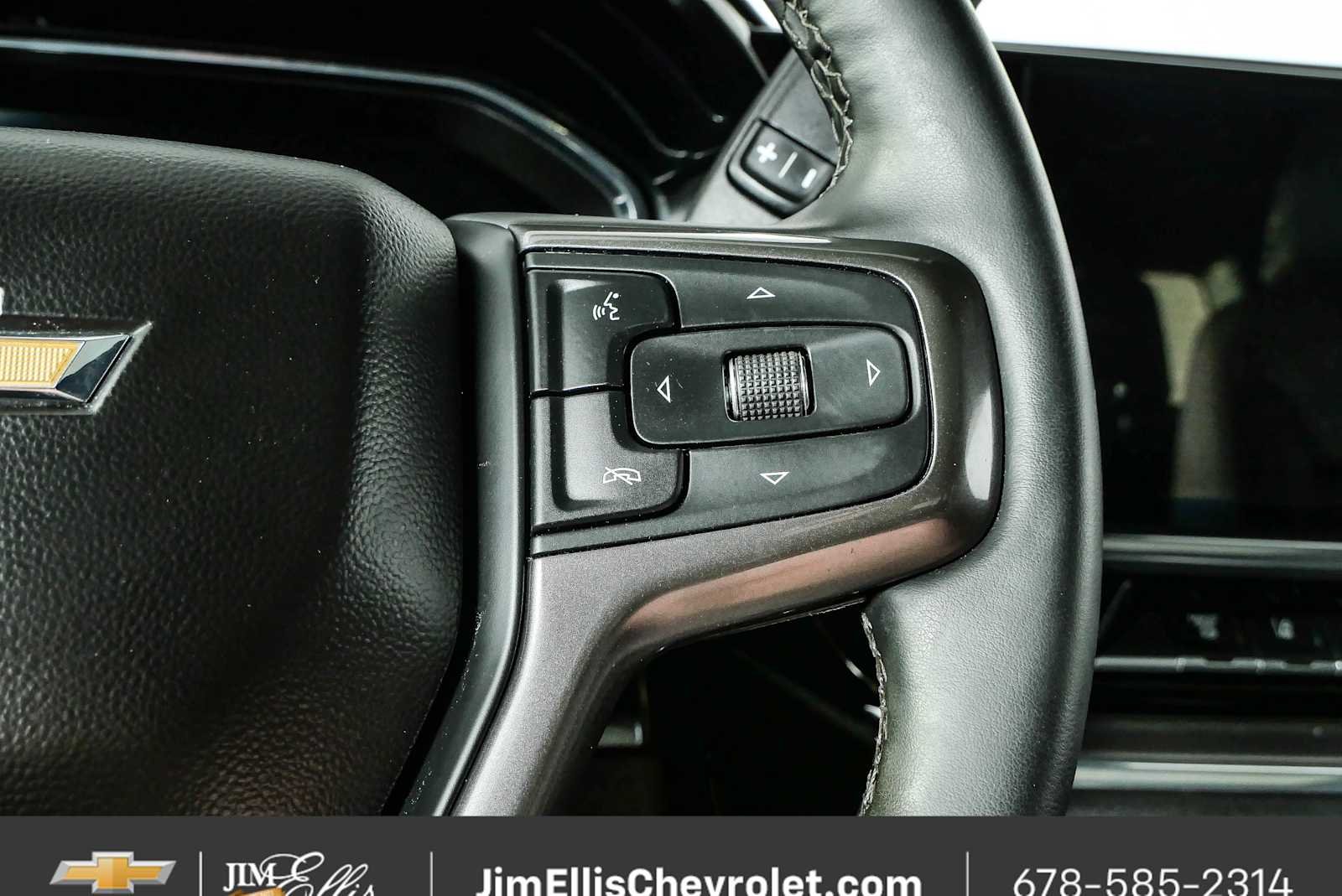 Used 2025 Black Chevrolet High Country image 12