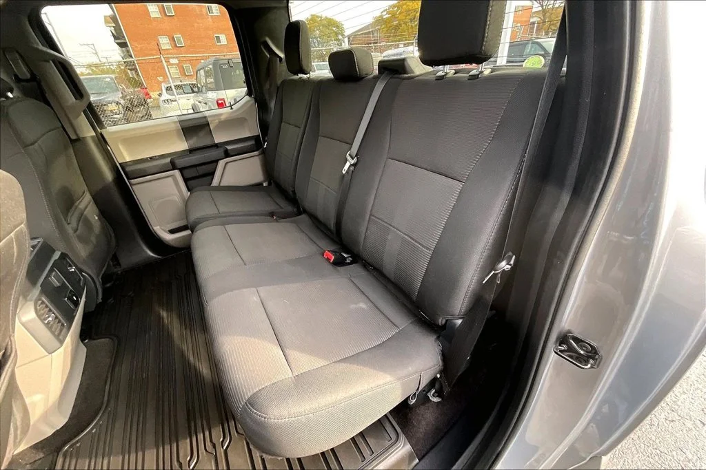 Used 2020 Silver Metallic Ford XL image 25
