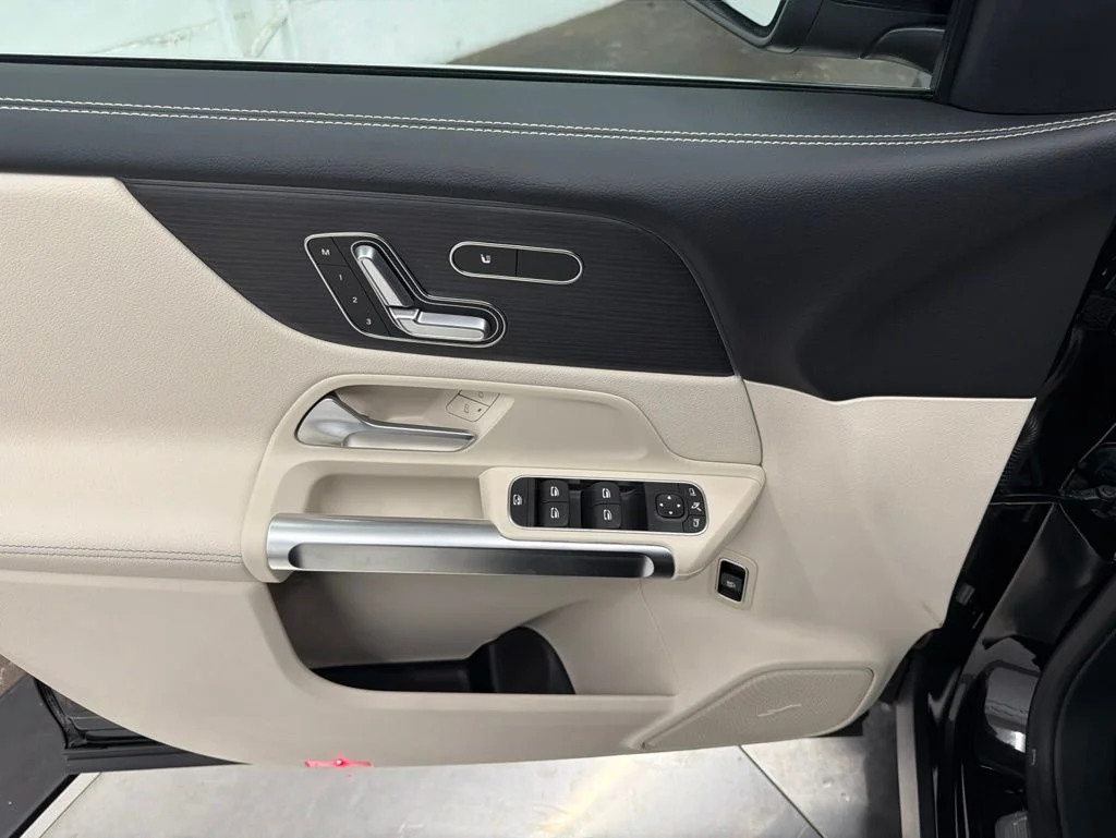 New 2026 Black Mercedes-Benz GLB 250 image 16