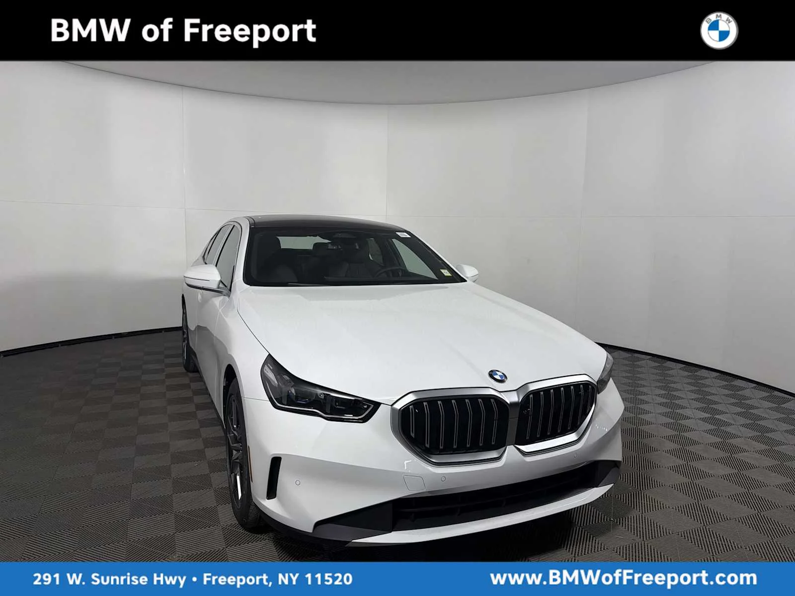 2026 BMW 5 Series 530i xDrive Sedan's photo