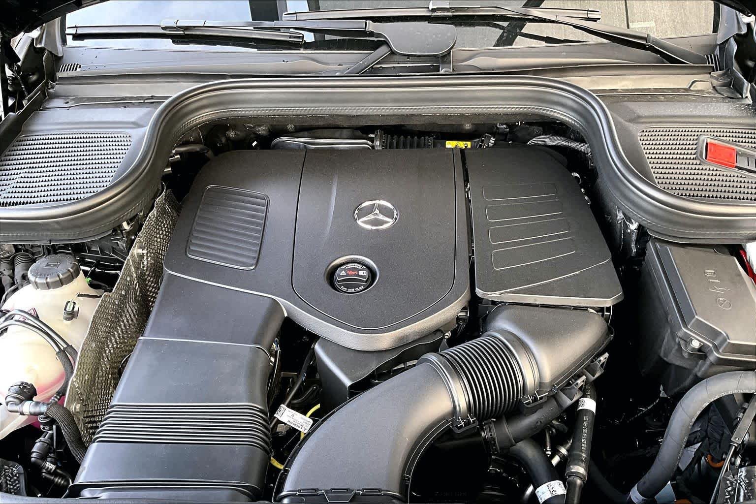 New 2026 Black Mercedes-Benz GLE 350 image 17