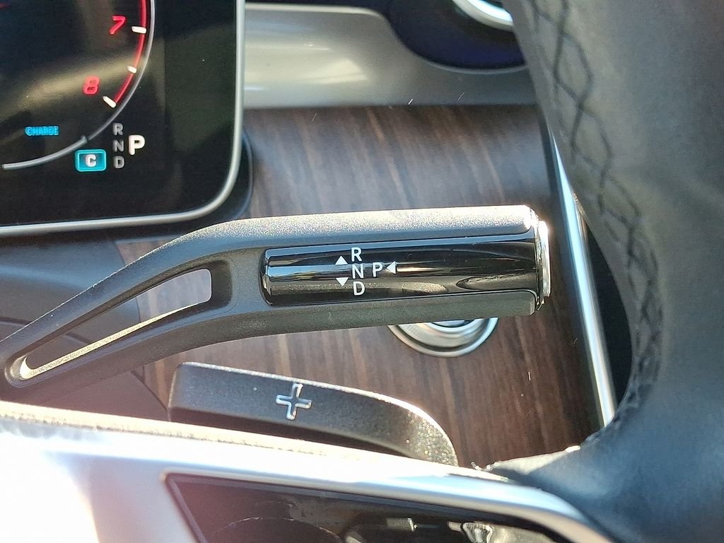 2025 Mercedes-Benz C-Class Sedan C 300 - Photo 14