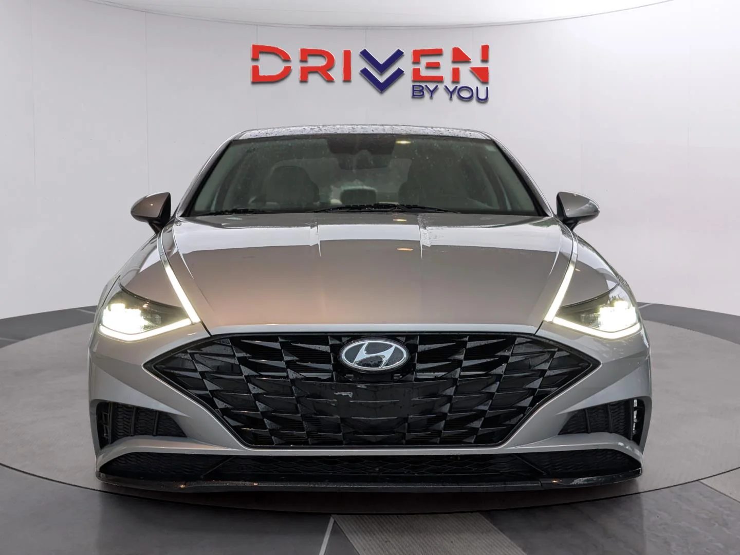 Used 2023 Curated Silver Hyundai SEL image 14