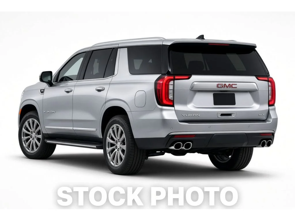 Used 2020 Quicksilver Metallic GMC SLT image 30