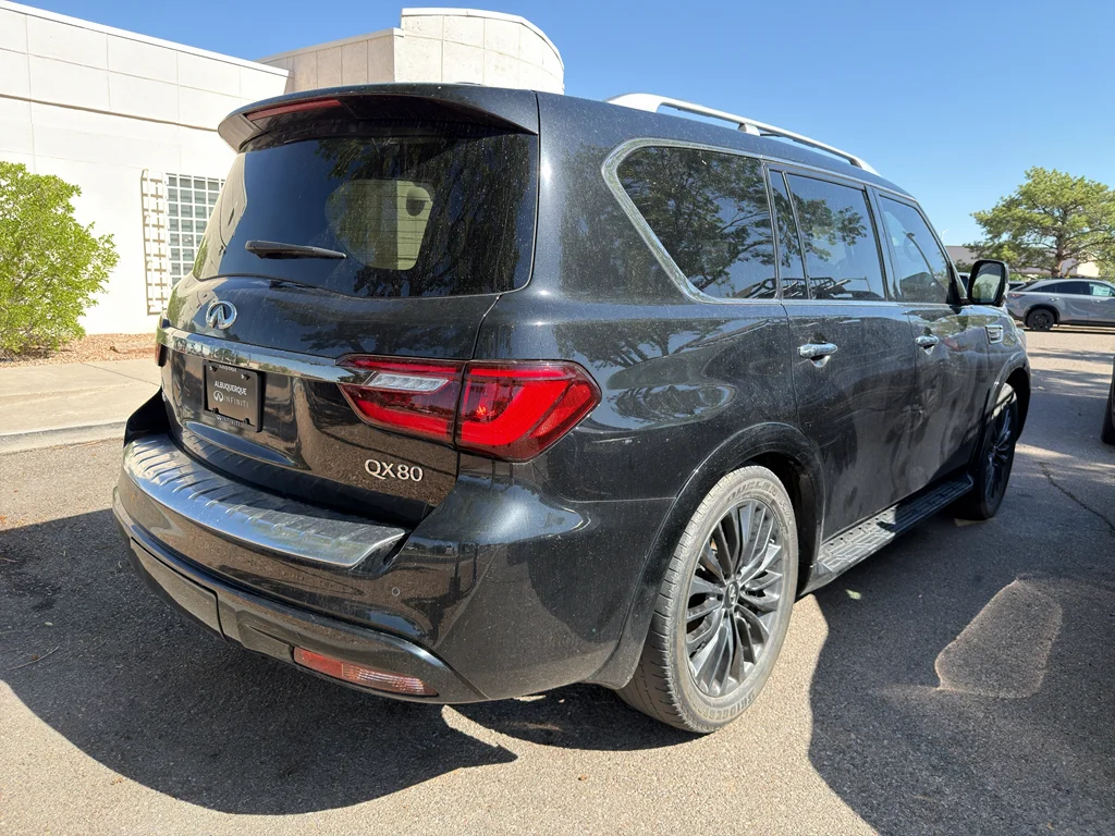 Used 2024 Mineral Black INFINITI SENSORY image 4