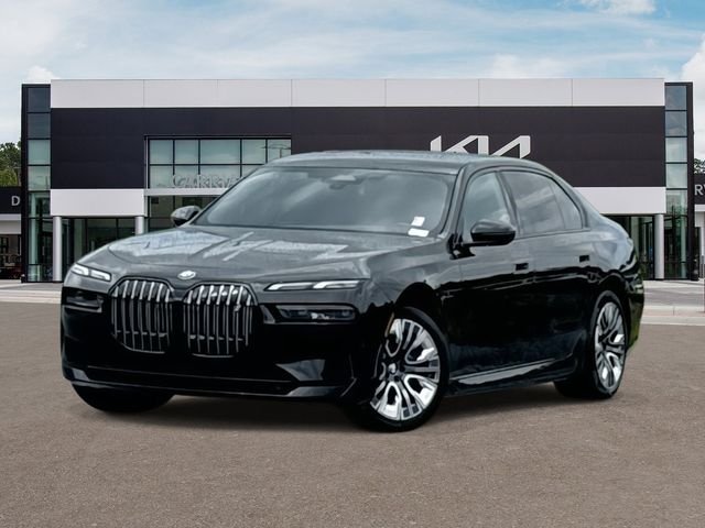2023 BMW i7 xDrive60's photo