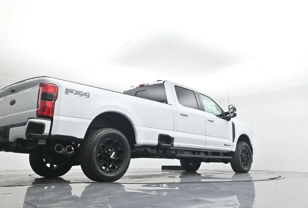New 2026 Oxford White Ford Lariat image 46