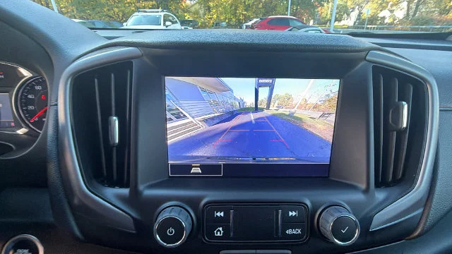 Used 2023 Black GMC AT4 image 32