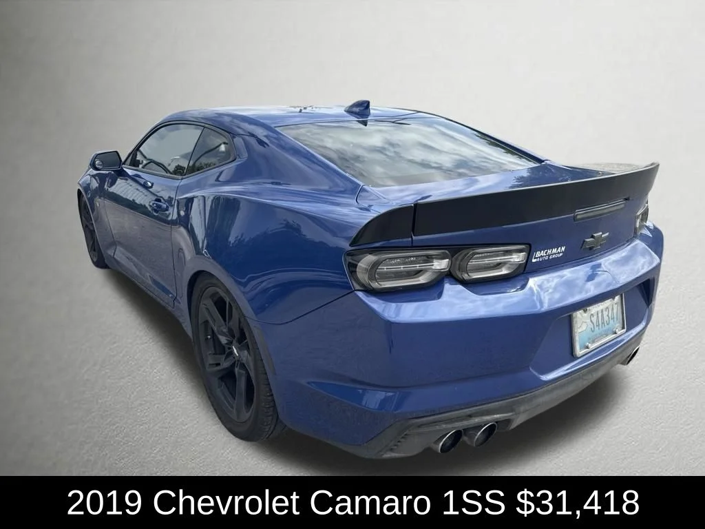 Used 2019 Blue Chevrolet SS image 5