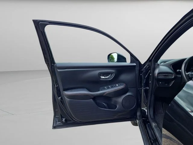 2025 Honda HR-V Sport - Photo 22