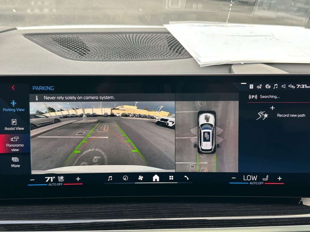 2026 BMW X5 M60i - Photo 23