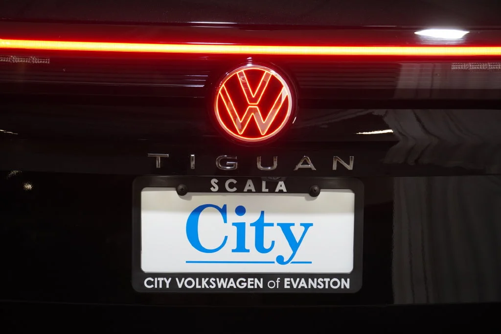 Certified Used 2025 Black Volkswagen 2.0T SEL R-Line image 41