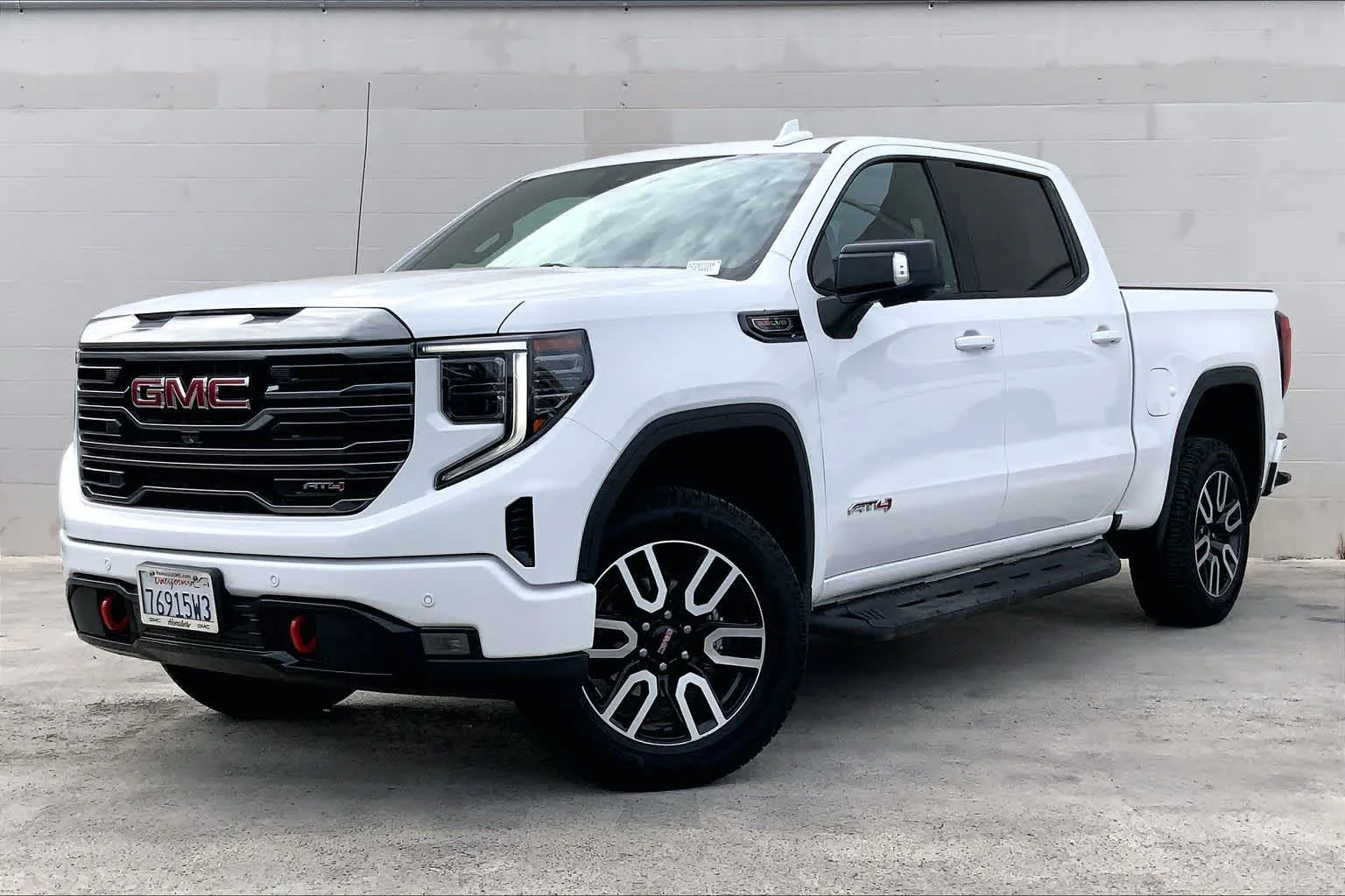 2023 GMC Sierra 4WD Crew Cab Short Box AT4's photo