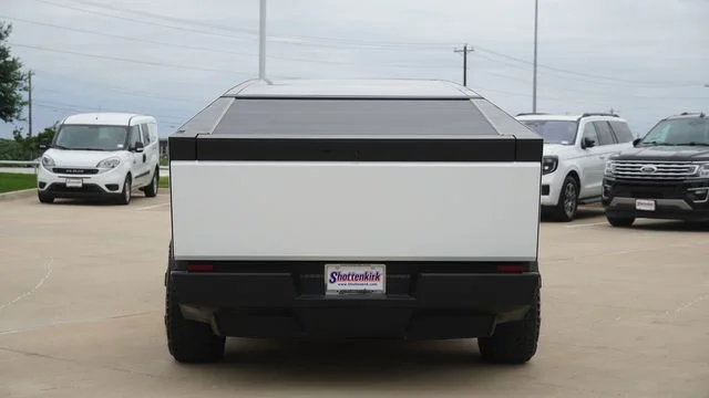 2024 Tesla Cybertruck Base - Photo 7