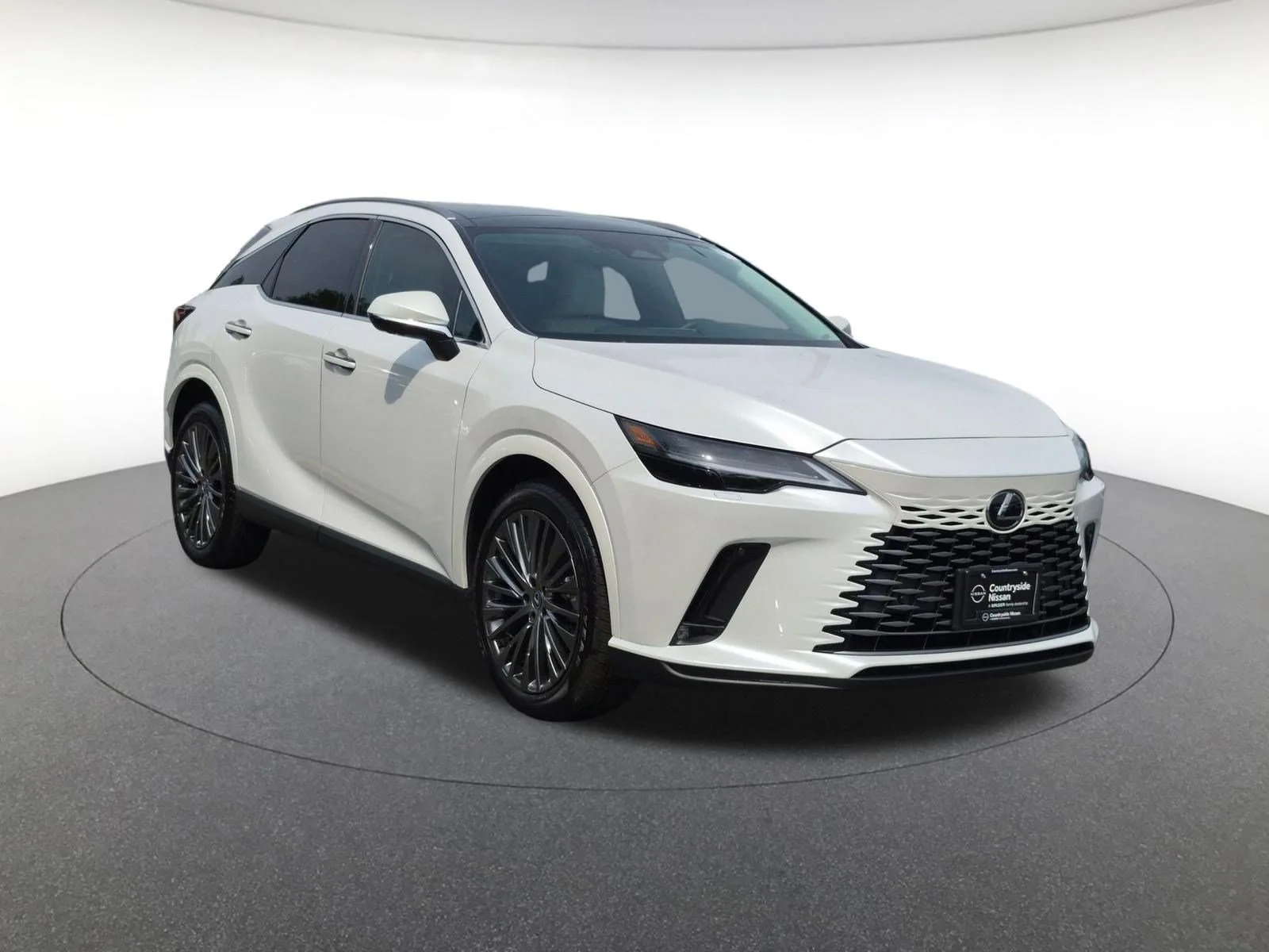 Used 2024 White Pearl Lexus 350h Luxury image 3