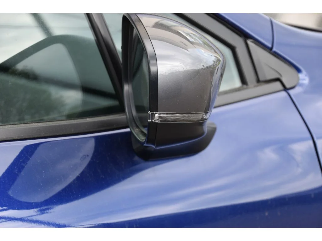 New 2026 SAPPHIRE BLUE PEARL Subaru Limited image 27