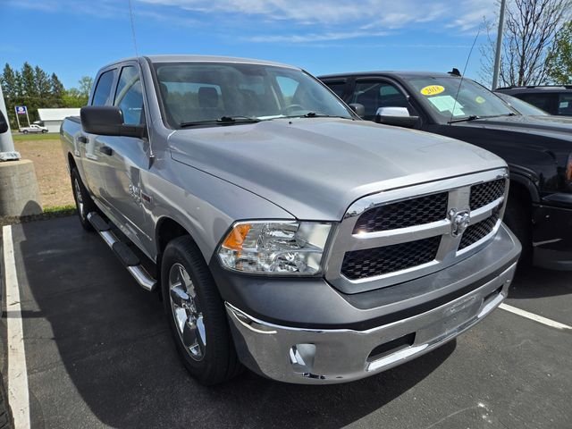 2019 RAM 1500 Classic Tradesman 4x4 Crew Cab 5'7's photo