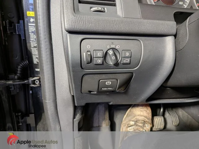 Used 2010 Gray Volvo 3.2 image 28