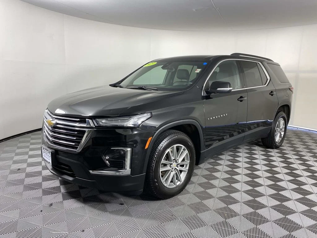 Used 2023 Black Chevrolet LT Leather image 4
