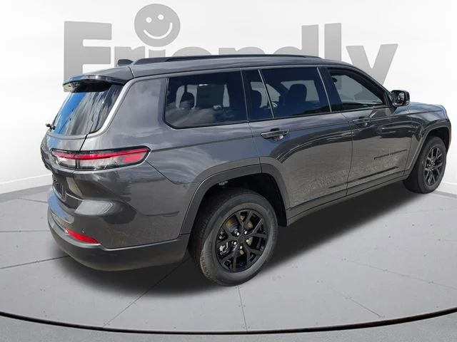 New 2026 Baltic Gray Metallic Clear-Coat Exterior Paint Jeep Laredo image 5