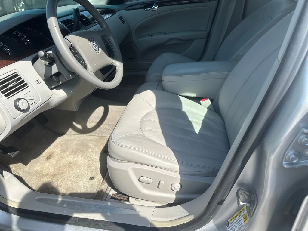 Used 2010 Silver Buick CXL Premium image 24