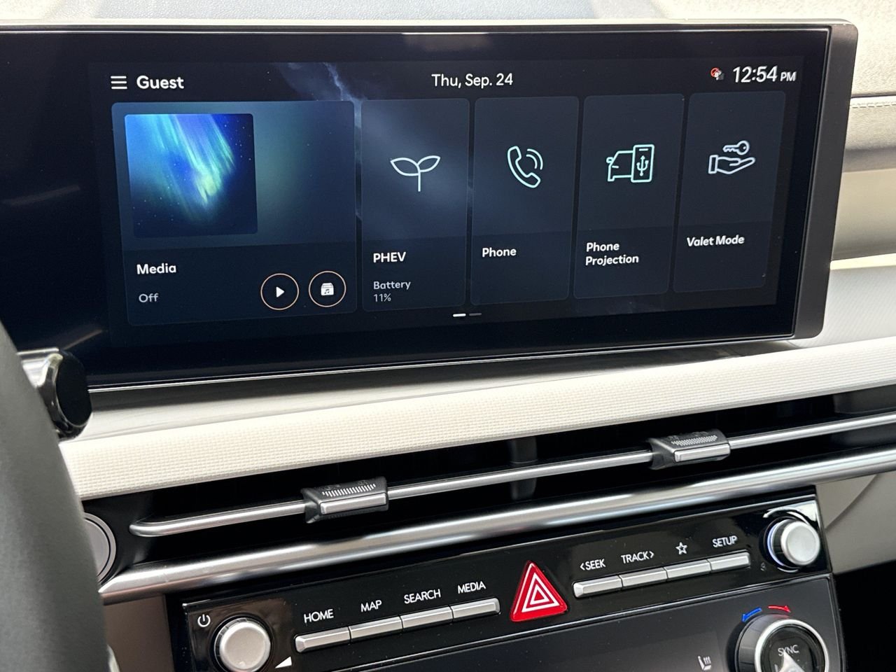 New 2026 Creamy White Pearl Hyundai SEL image 21