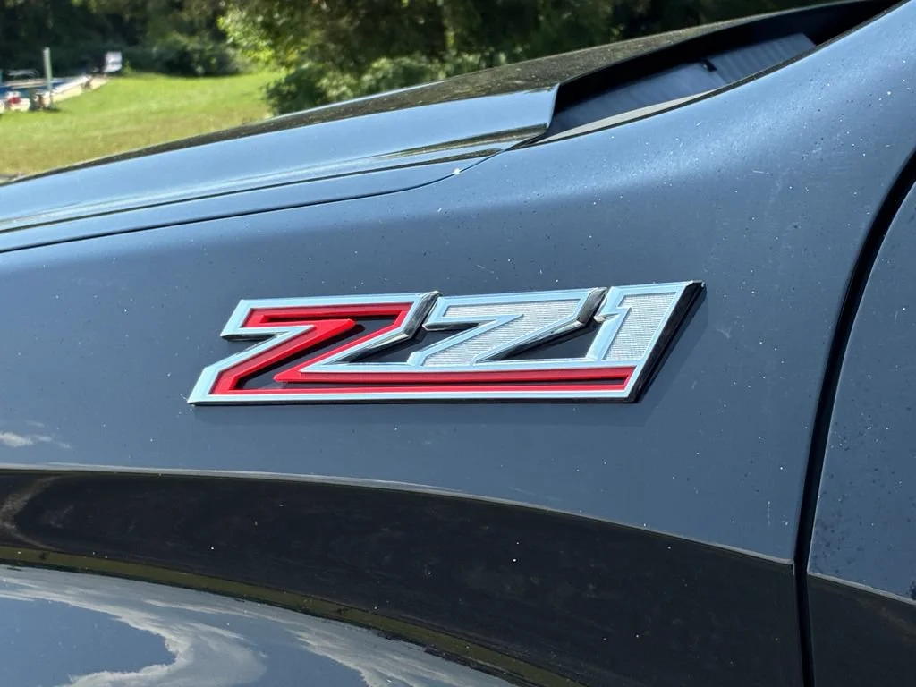 Used 2019 BLACK Chevrolet LT image 11