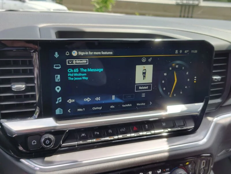 Used 2025 Beige Chevrolet High Country image 42