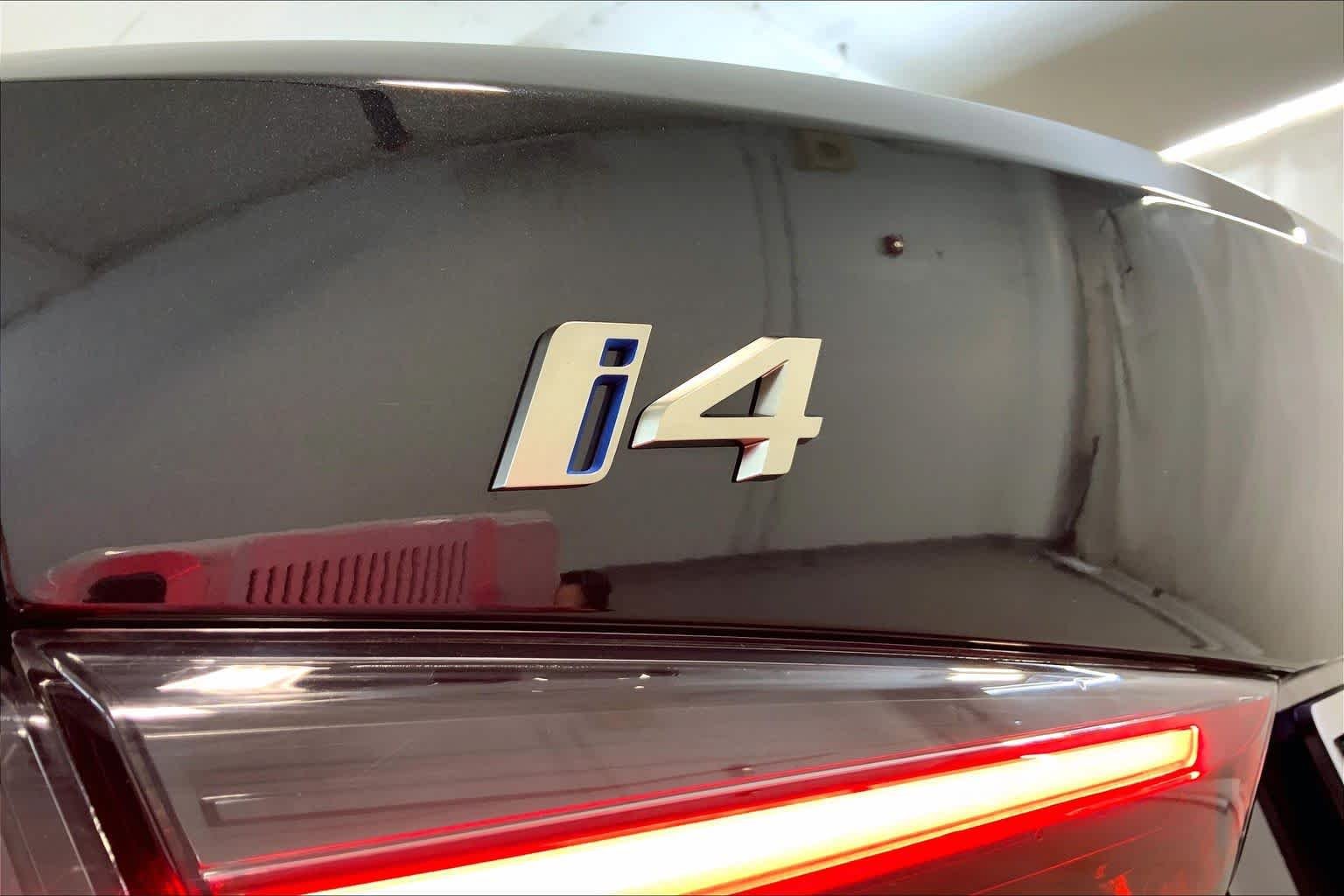 Certified Used 2024 Black Sapphire Metallic BMW M50 image 29