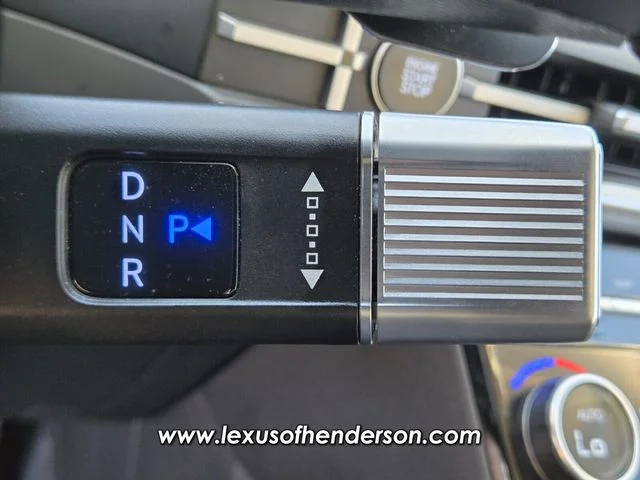 2025 Hyundai Santa Fe SEL - Photo 30