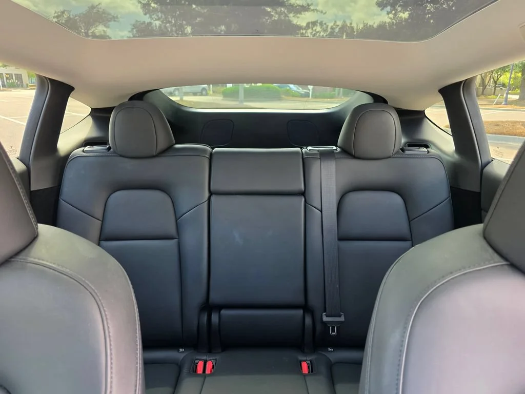 Used 2023  Tesla Long Range image 24