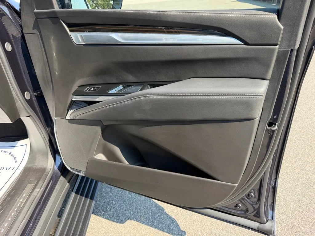 2025 Cadillac Escalade Premium Luxury - Photo 33