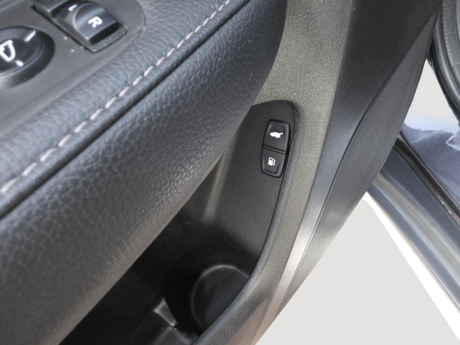 Used 2019 Gunmetal Metallic Acura w/Tech image 46