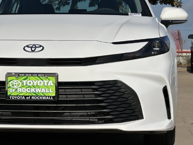 New 2026 Ice Cap Toyota  LE image 7